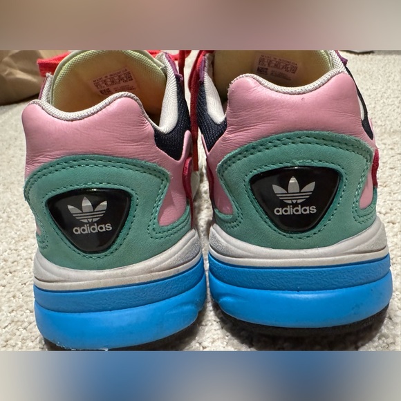 Adidas Women tenis shoes size 7.5 -Falcom Multicolor - Picture 3 of 5